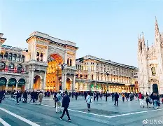米兰体育:《QQ飞车》电竞赛事拼图：车手与粉丝的亲密互动的简单介绍