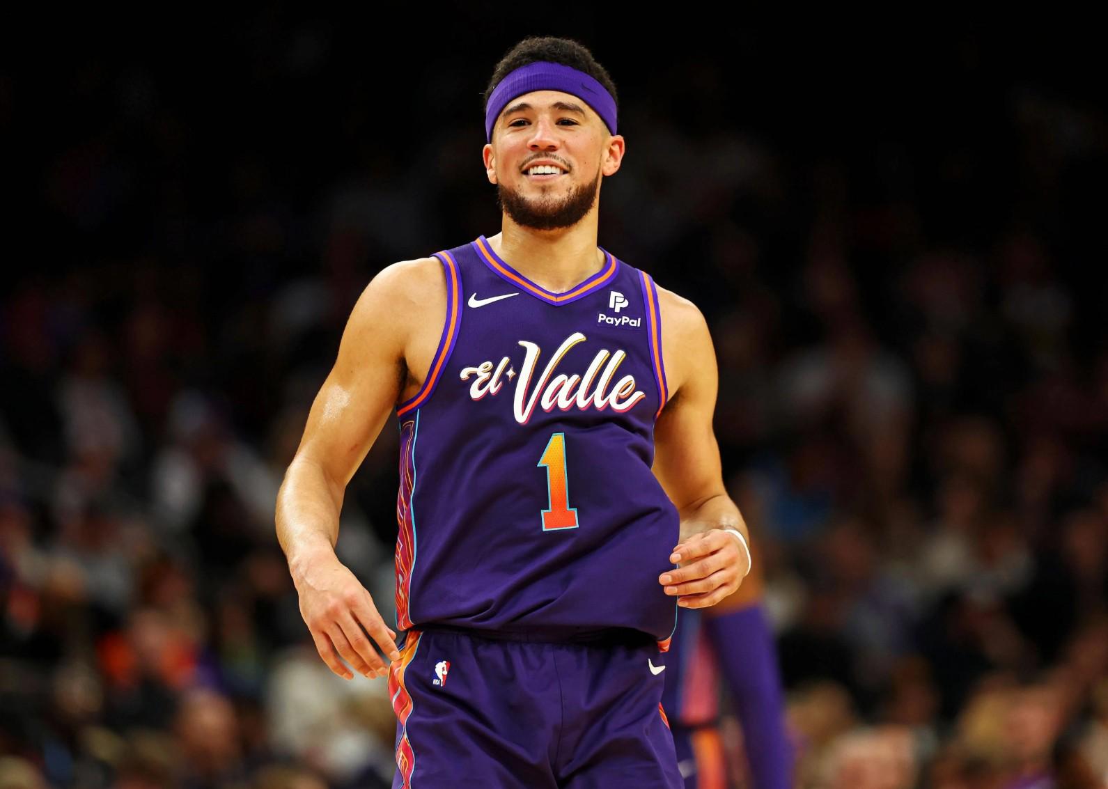 米兰体育:太阳队布克：得分后卫的未来，能否带领球队走向成功？的简单介绍