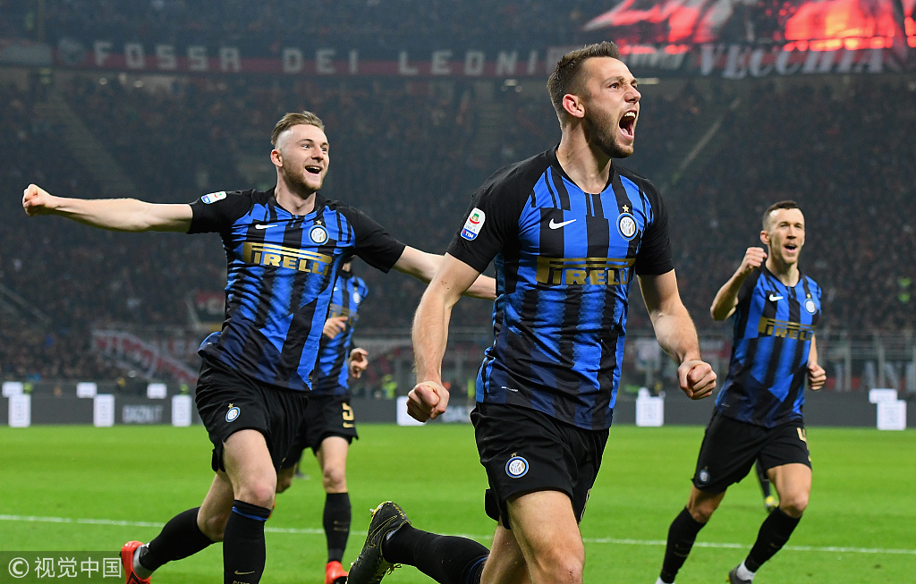 米兰体育:运动员的社会角色：在团体中发挥领导力