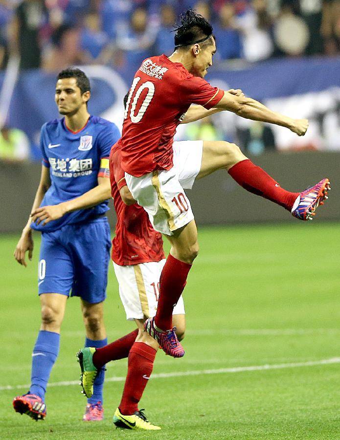 关于米兰体育:广州恒大队全华班阵容的战术可行性与风险评估的信息