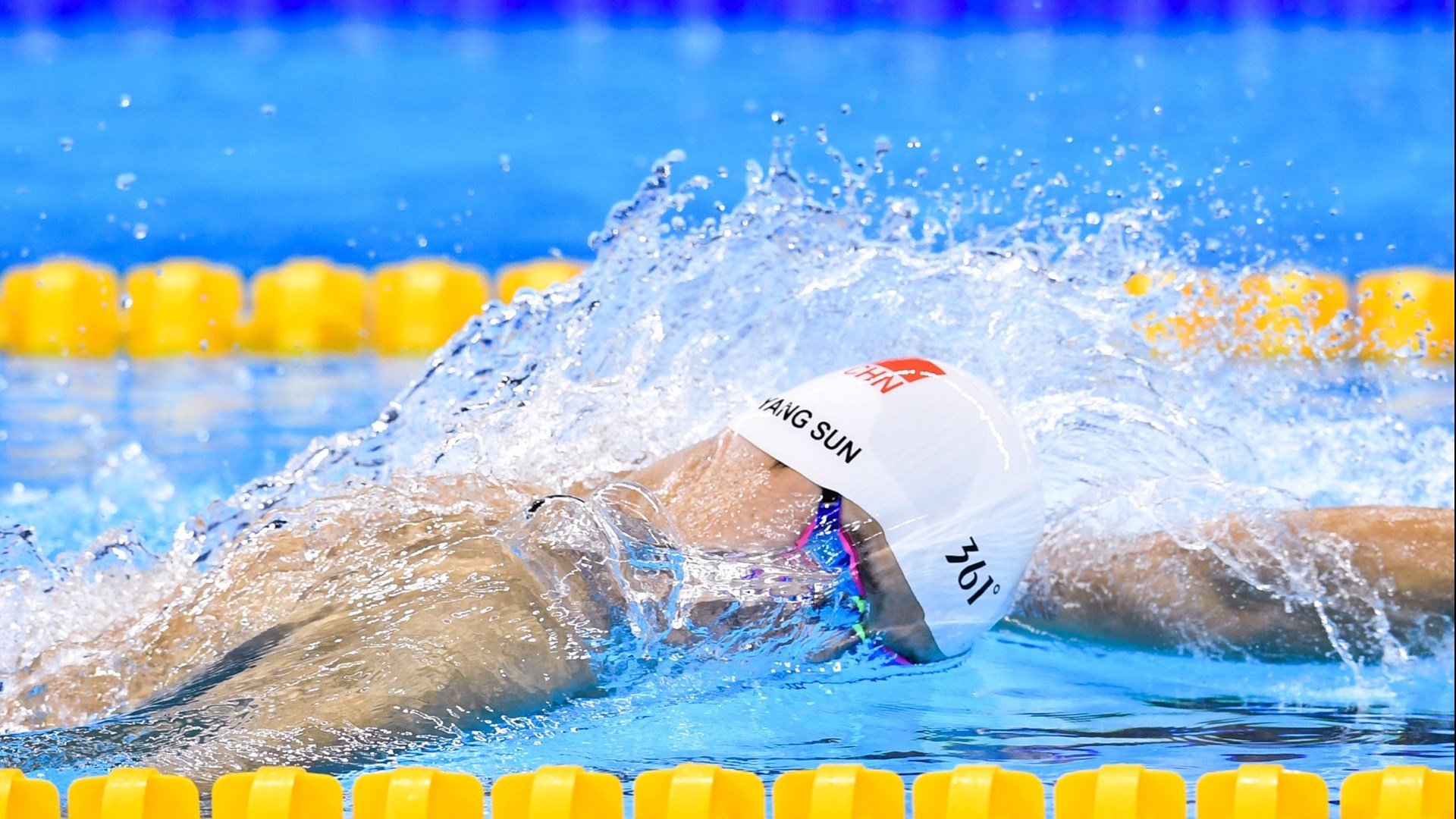 【冠军风采】超级球手的日常训练与生活，超级球王 最新章节 无弹窗