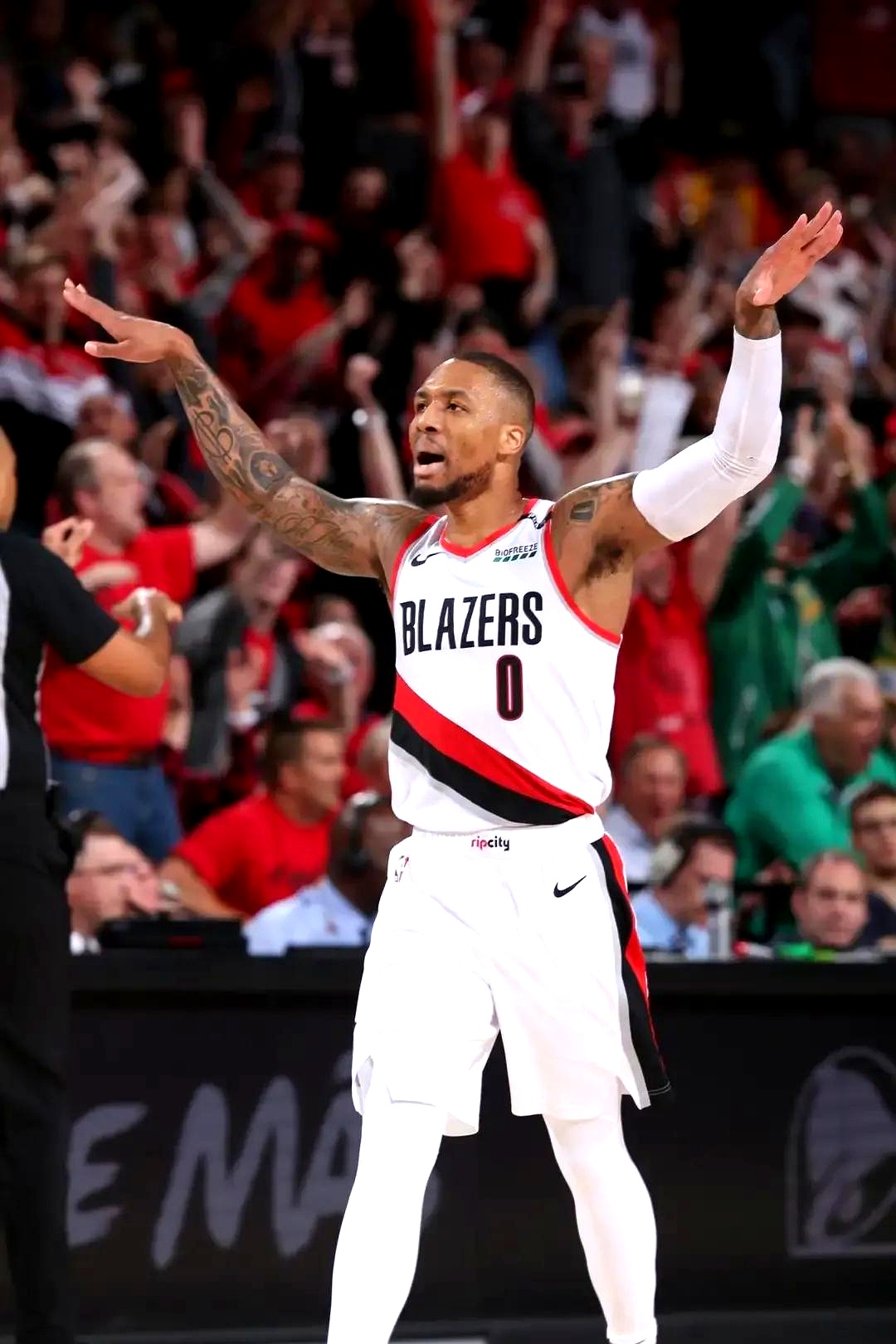 包含米兰体育：NBA联盟公布新赛季最佳运动精神奖候选名单：利拉德领衔的词条