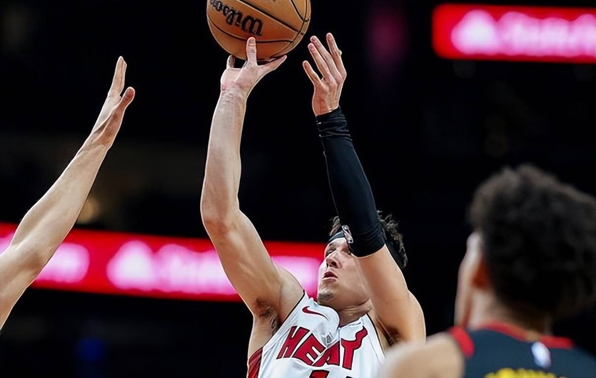 关于米兰体育：NBA联盟公布新赛季最佳第六人预测：希罗能否再次获奖？的信息