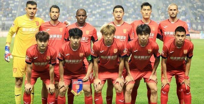 米兰体育:中甲联赛：黑马球队崛起，搅乱冲超格局的简单介绍