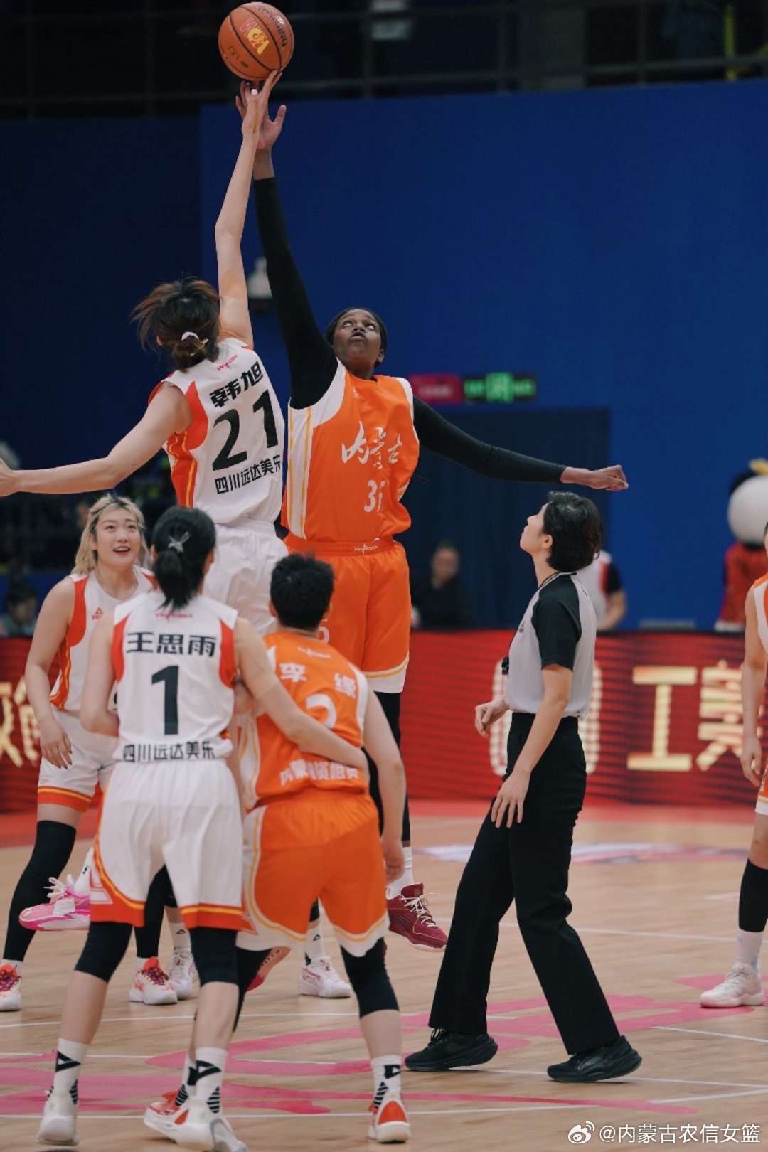 米兰体育：WCBA联赛外援政策调整，影响几何引热议