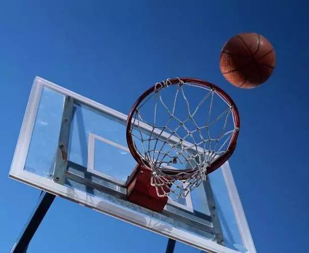 关于米兰体育：篮球主题的诗歌朗诵会：用诗歌表达对篮球的热爱与激情的信息