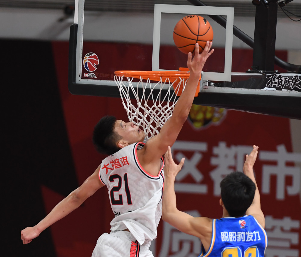 米兰体育：CBA联赛的赛制改革：如何提升比赛的观赏性和竞争性？的简单介绍