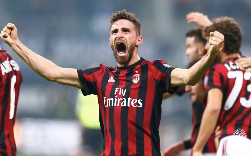 包含米兰体育:数字化时代的赛事转播：如何吸引观众的词条