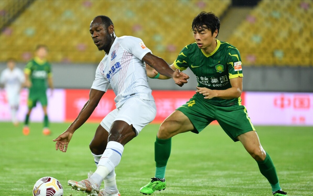 米兰体育:留洋小将李磊“人在曹营心在汉”？球迷：想家了就回来吧！