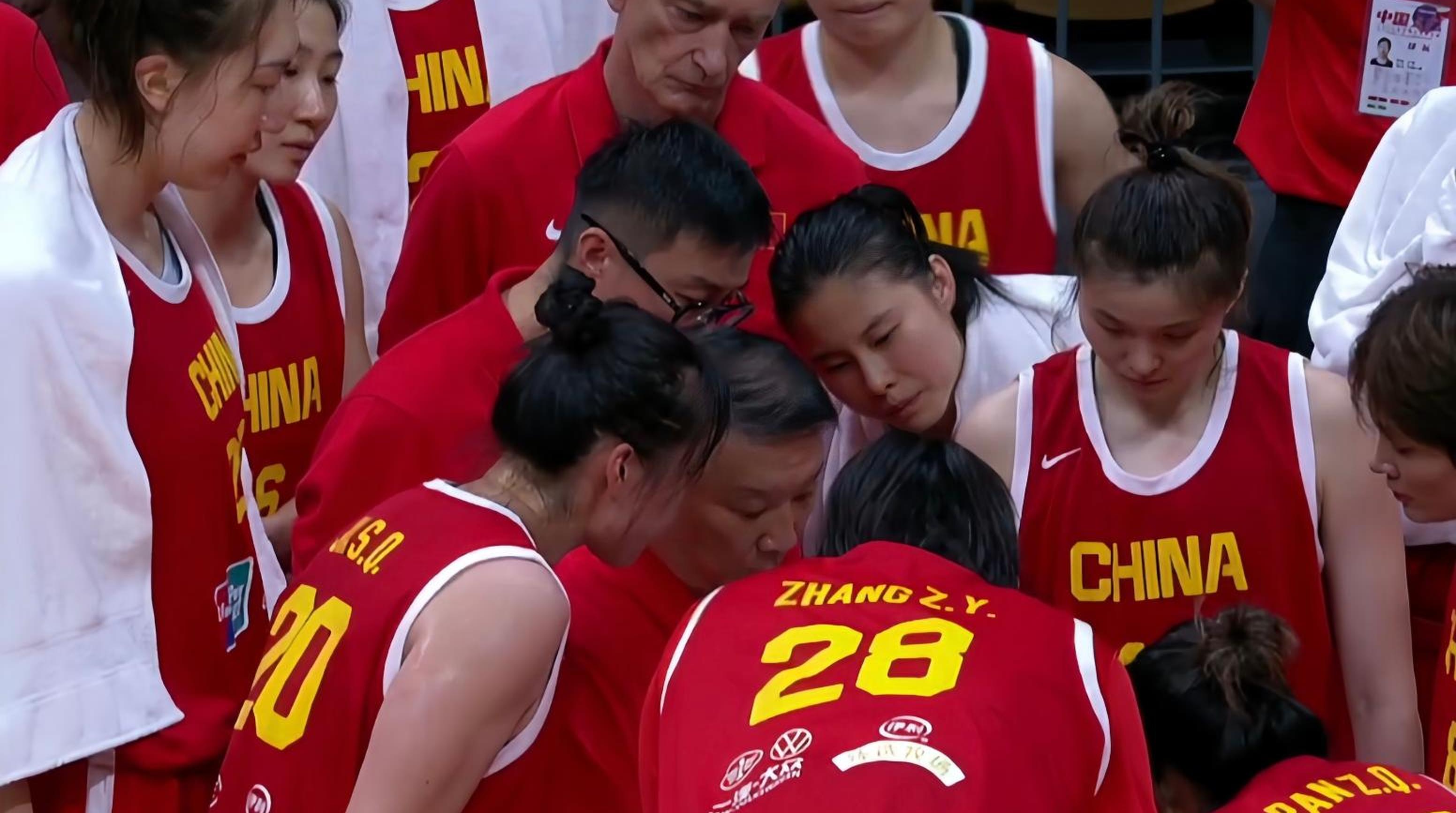 米兰体育：中国女篮奥运备战：心态调整与团队凝聚力