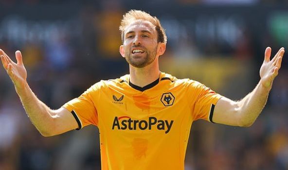 米兰体育：探讨运动员的社交责任：以行动支持社区