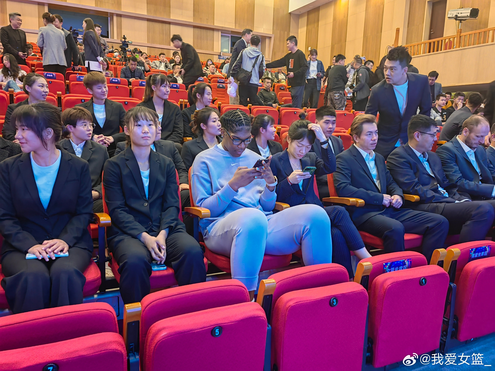 关于米兰体育：WCBA联赛球队战术特点：谁是战术大师？的信息