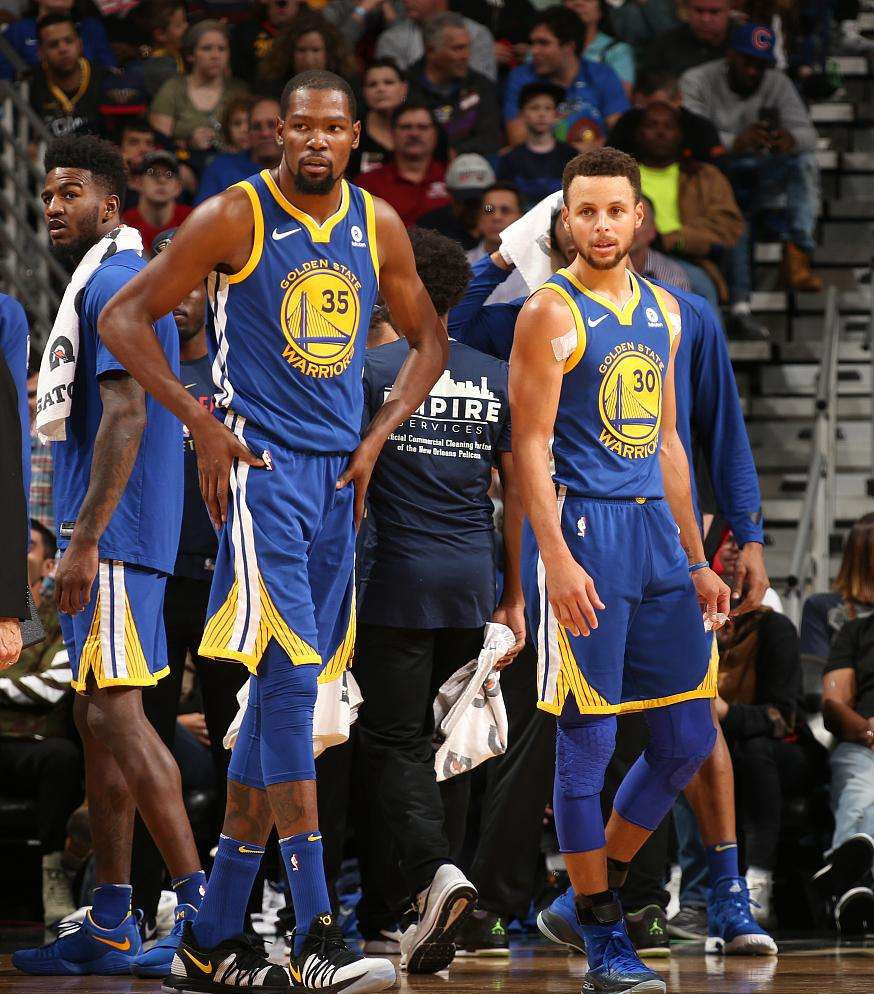 火箭vs勇士：西部的巅峰对决