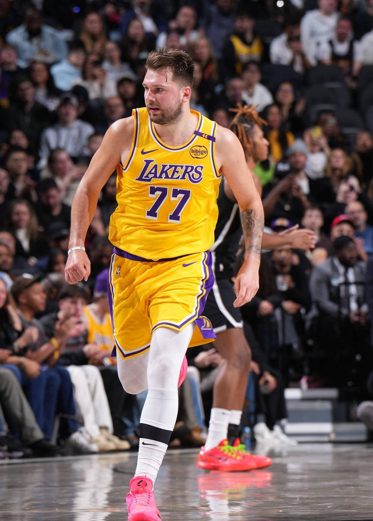 关于米兰体育:湖人队新赛季的挑战：如何应对激烈的竞争，脱颖而出，实现目标，赢得总冠军？的信息