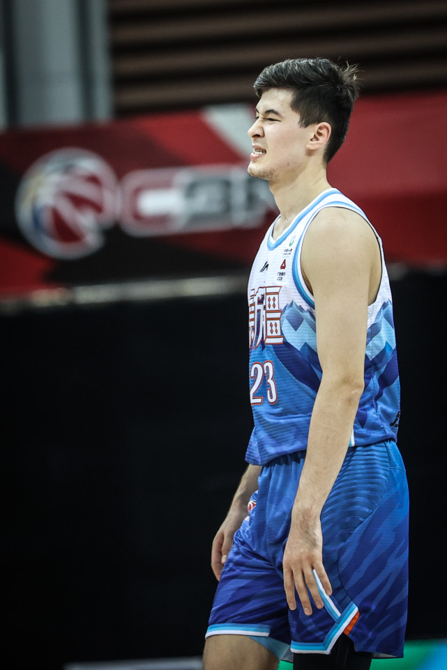 关于米兰体育：CBA球员心理健康：高压环境下的自我调节的信息