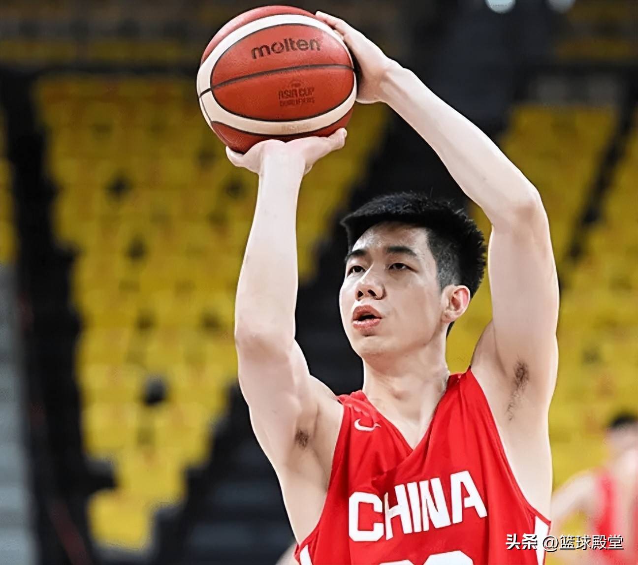 米兰体育：中国男篮热身赛观察：新阵容的化学反应与问题