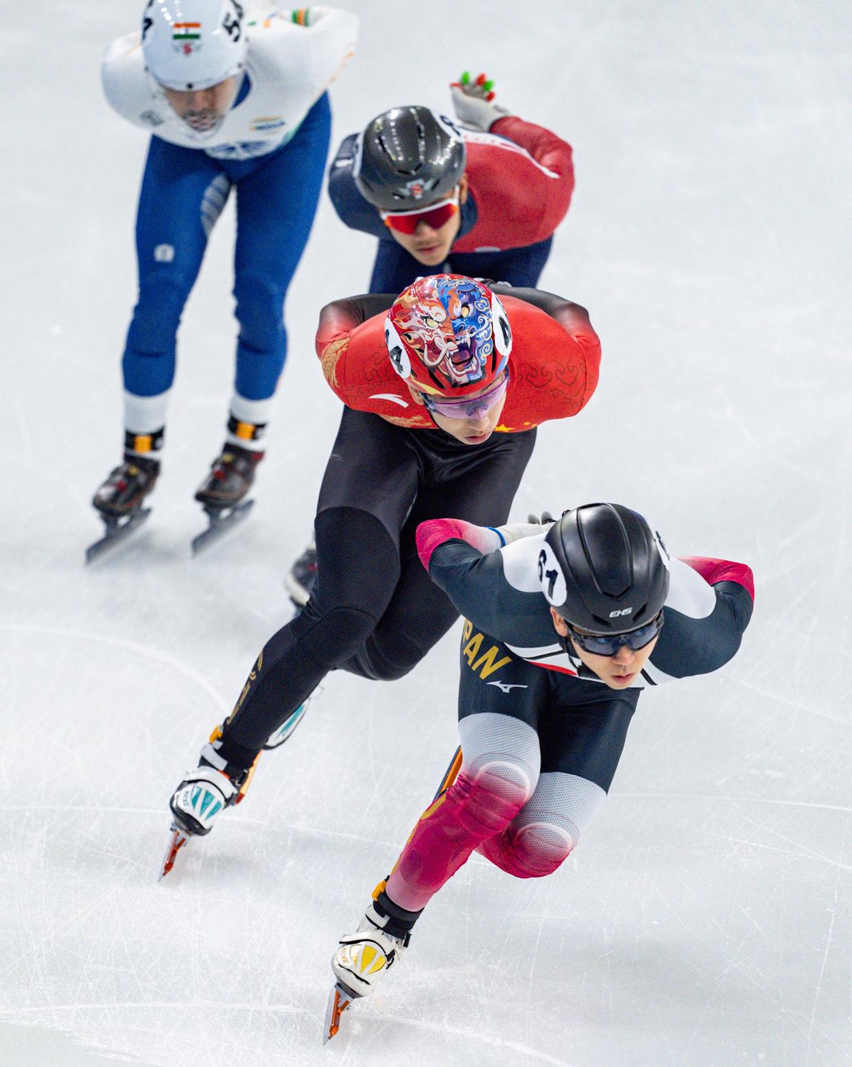 米兰体育:短道速滑的细节与技巧，如何实现完美表演的简单介绍