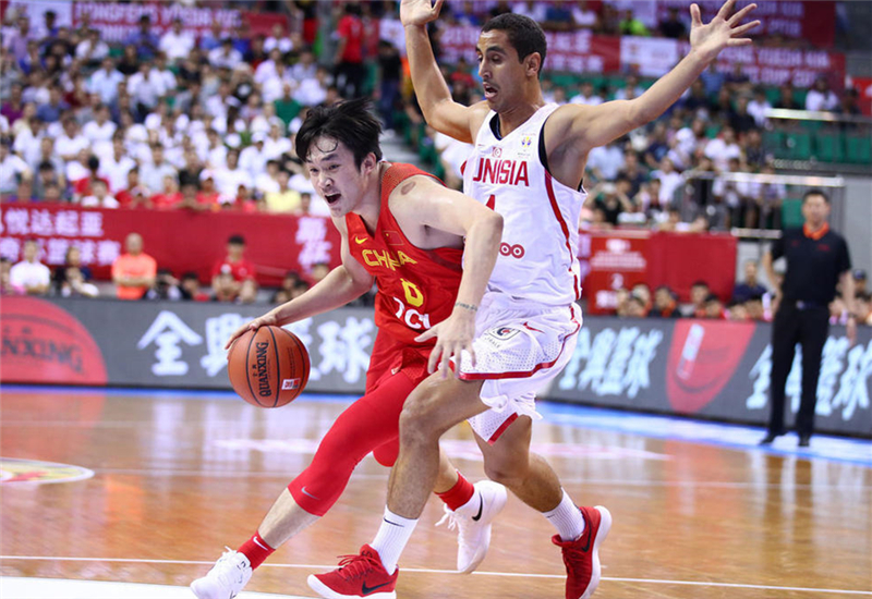 米兰体育：CBA选秀训练营开营，新秀逐梦扬帆起航