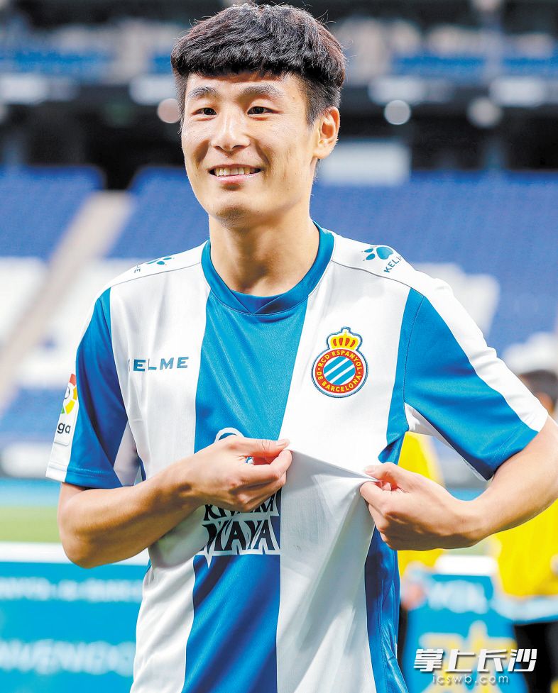 米兰体育:武磊留洋“饮水机管理员”？球迷：回来吧，中超需要你！