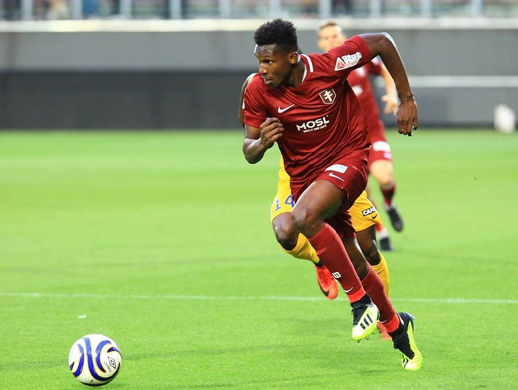 米兰体育：法甲兰斯的赛季表现与未来展望