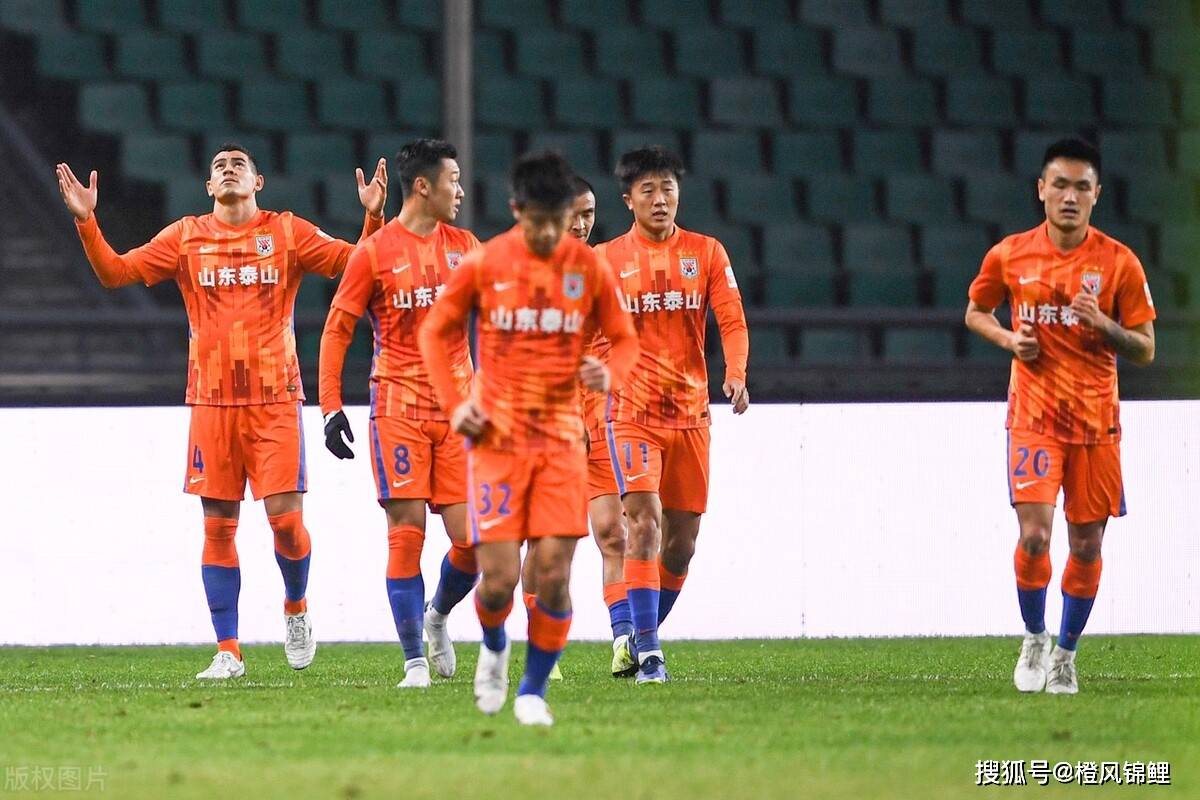 米兰体育:中超联赛VAR技术全面应用,判罚更加精准 米兰体育:中超联赛VAR技术全面应用,判罚更加精准