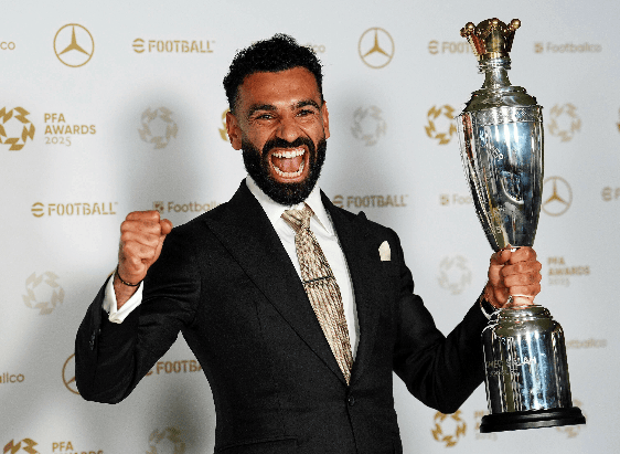 米兰体育:归化球员洛国富对中国国家队的战术贡献评估